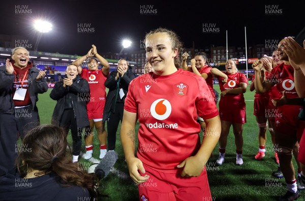 180926 Wales v South Africa, Vodafone Wales WXV Series - Shanelle Williams of Wales at the end of the match