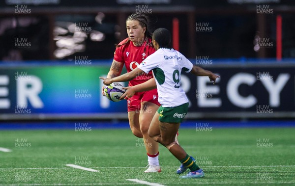 190926 Wales v South Africa, Vodafone Wales WXV Series - Maisie Davies of Wales takes on Felicia Jacobs of South Africa