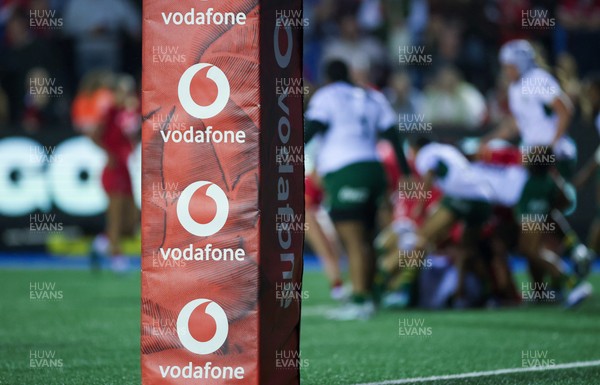 190926 Wales v South Africa, Vodafone Wales WXV Series - Vodafone branded post pads