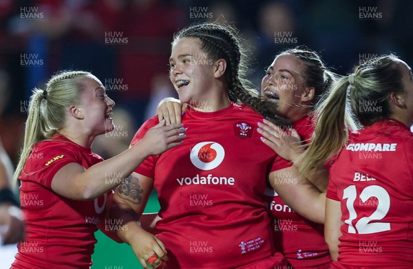 190926 Wales v South Africa, Vodafone Wales WXV Series - Maisie Davies of Wales celebrates after scoring try