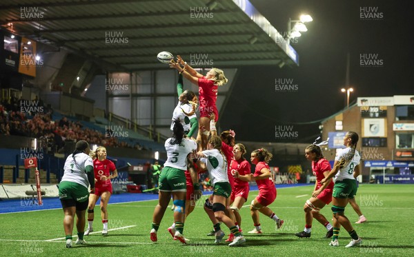 190926 Wales v South Africa, Vodafone Wales WXV Series - Alex Callender of Wales looks to win line out 