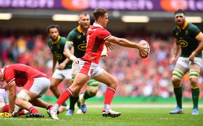 190823 - Wales v South Africa - Vodaphone Summer Series - Kieran Hardy of Wales gets the ball away