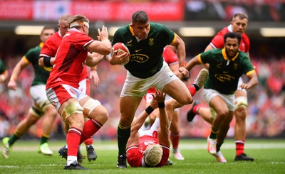 190823 - Wales v South Africa - Vodaphone Summer Series - Malcolm Marx of South Africa is tackled by Aaron Wainwright and Johnny Williams of Wales