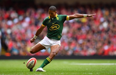 190823 - Wales v South Africa - Vodaphone Summer Series - Manie Libbok of South Africa kicks at goal