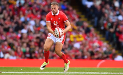 190823 - Wales v South Africa - Vodaphone Summer Series - Max Llewellyn of Wales