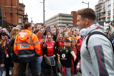 190823 - Wales v South Africa - Vodafone Summer Series - Fans watch as the Wales team walk into the stadium