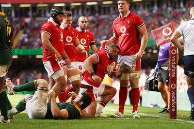 190823 - Wales v South Africa - Vodafone Summer Series - Sam Parry of Wales scores a try