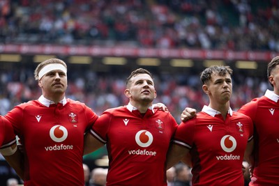 190823 - Wales v South Africa - Vodafone Summer Series - Aaron Wainwright, Elliot Dee and Tom Rogers of Wales sing the anthem