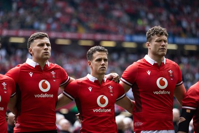 190823 - Wales v South Africa - Vodafone Summer Series - Mason Grady, Kieran Hardy and Will Rowlands of Wales sing the anthem