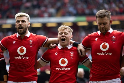 190823 - Wales v South Africa - Vodafone Summer Series - Sam Costelow of Wales sings the anthem