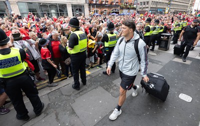 190823 - Wales v South Africa, Summer Nations Series 2023 - Teddy Williams of Wales makes his way from the Parkgate Hotel to the Principality Stadium