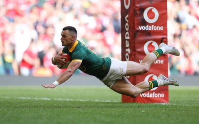 190823 - Wales v South Africa, Summer Nations Series 2023 - Jesse Kriel of South Africa dives in to score try