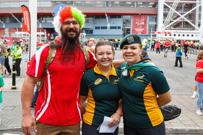 190823 - Wales v South Africa - Summer Series - Fans outside the stadium before the match