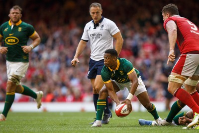 190823 - Wales v South Africa - Summer Series - Grant Williams of South Africa passes the ball