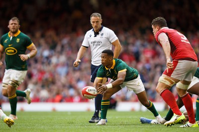 190823 - Wales v South Africa - Summer Series - Grant Williams of South Africa passes the ball