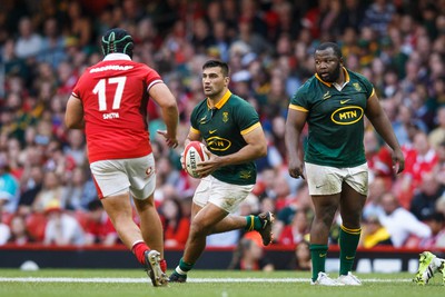 190823 - Wales v South Africa - Summer Series - Jesse Kriel of South Africa looks for a gap