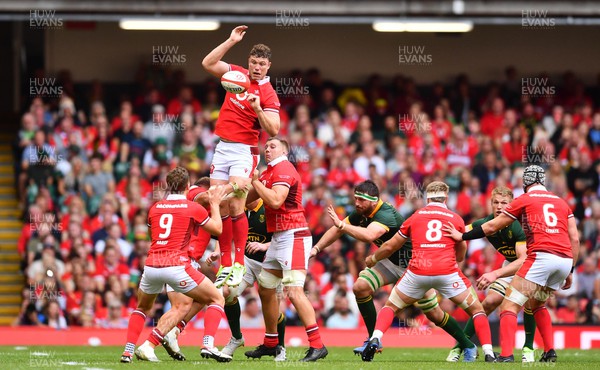 190823 - Wales v South Africa - Vodaphone Summer Series - Will Rowlands of Wales takes high ball