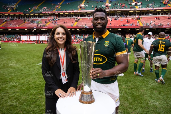 190823 - Wales v South Africa - Vodafone Summer Series - Siya Kolisi of South Africa is presented the trophy