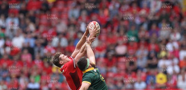 190823 - Wales v South Africa, Summer Nations Series 2023 - Will Rowlands of Wales wins line out