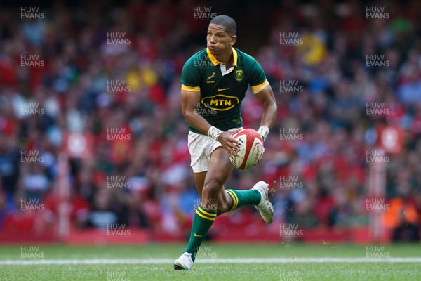 190823 - Wales v South Africa - Summer Series - Manie Libbok of South Africa on the attack