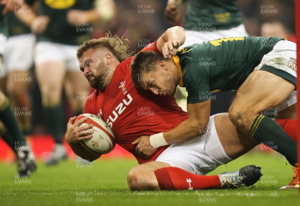 241118 - Wales v South Africa, Under Armour Series 2018 - Tomas Francis of Wales powers over to score try