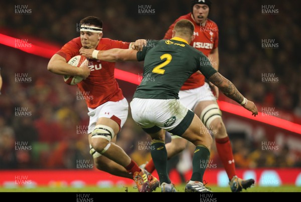 241118 - Wales v South Africa, Under Armour Series 2018 - Ellis Jenkins of Wales takes on Malcolm Marx of South Africa 