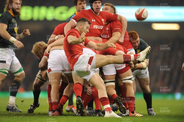241118 - Wales v South Africa - Under Armour Series -  Gareth Davies of Wales clears