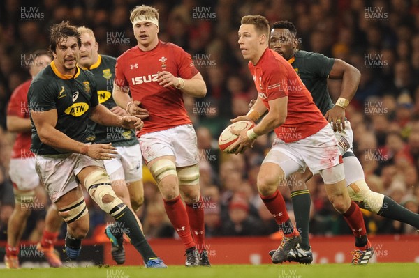 241118 - Wales v South Africa - Under Armour Series - Liam Williams of Wales 