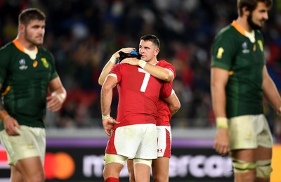 271019 - Wales v South Africa - Rugby World Cup Semi-Final - Justin Tipuric and Owen Watkin of Wales