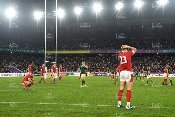 271019 - Wales v South Africa - Rugby World Cup Semi-Final - Dejected Wales at full time