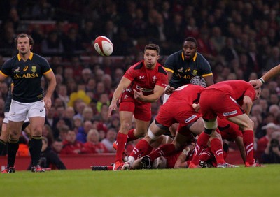 291114 - Wales v South Africa - Dove Men+Care Series -Rhys Webb of Wales gets the ball away