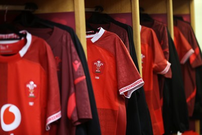 291125 - Wales v South Africa Springboks - Quilter Nations Series - General View of the dressing room before the game