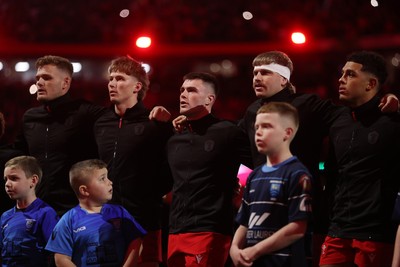 291125 - Wales v South Africa Springboks - Quilter Nations Series - Taine Plumtree, Ellis Mee, Joe Roberts and Aaron Wainwright and Rio Dyer of Wales sing the anthem