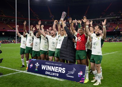 291125 - Wales v South Africa Springboks, Quilter Nations Series - South Africa celebrate as they lift The Prince William Cup