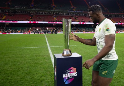 291125 - Wales v South Africa Springboks, Quilter Nations Series - Siya Kolisi of South Africa collects The Prince William Cup