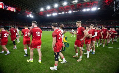 291125 - Wales v South Africa Springboks, Quilter Nations Series - Players congratulate each other at the end of the match