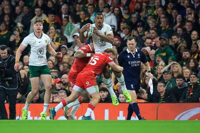 291125 - Wales v South Africa - Quilter Nations Series - Damian Willemse of South Africa is tackled by Blair Murray of Wales