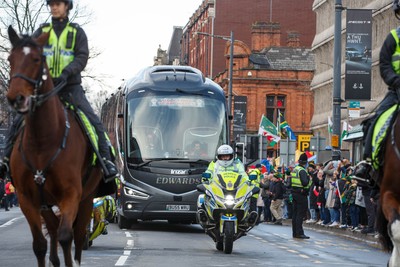 291125 - Wales v South Africa - Quilter Nations Series - Wales team bus arrives at Principality Stadium