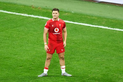 291125 - Wales v South Africa - Quilter Nations Series - Callum Sheedy of Wales