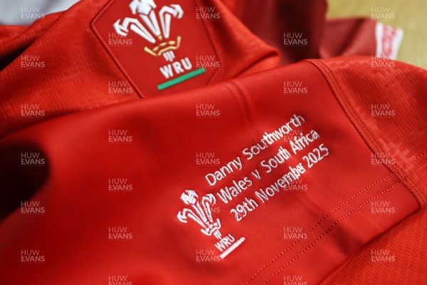 291125 - Wales v South Africa Springboks - Quilter Nations Series - Danny Southworth of Wales jersey in the dressing room before the game