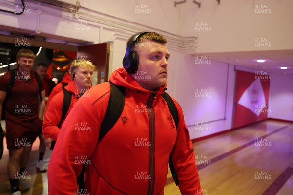 291125 - Wales v South Africa Springboks - Quilter Nations Series - Danny Southworth of Wales arrives at the stadium