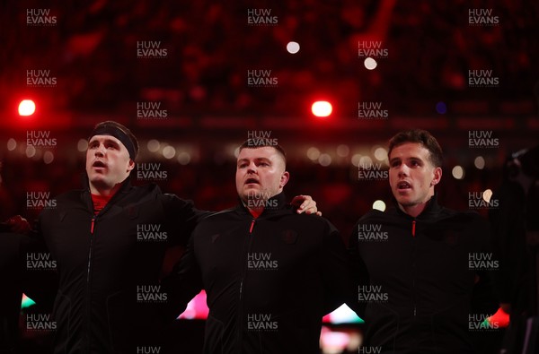 291125 - Wales v South Africa Springboks - Quilter Nations Series - Morgan Morse, Danny Southworth and Kieran Hardy of Wales sing the anthem