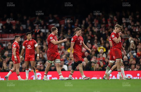 291125 - Wales v South Africa Springboks - Quilter Nations Series - Ben Carter, Alex Mann and Taine Plumtree of Wales 