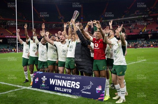 291125 - Wales v South Africa Springboks, Quilter Nations Series - South Africa celebrate as they lift The Prince William Cup