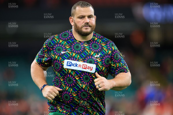 291125 - Wales v South Africa - Quilter Nations Series - South Africa players warming up before game 
