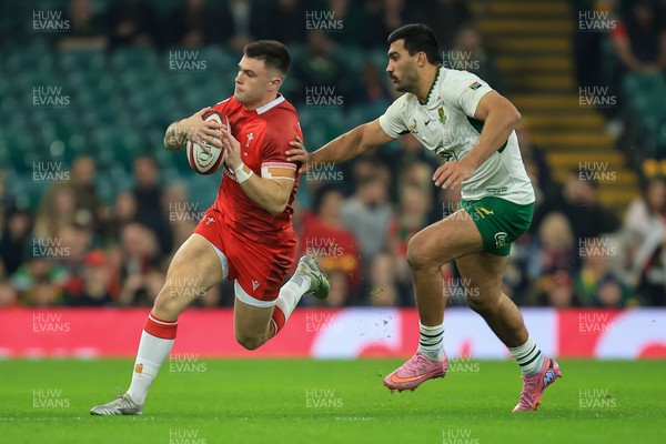 291125 - Wales v South Africa - Quilter Nations Series - Joe Roberts of Wales 