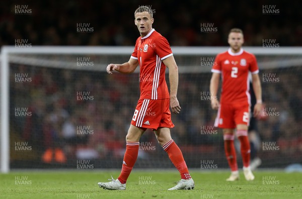 111018 - Wales v Spain - International Friendly - Andy King of Wales