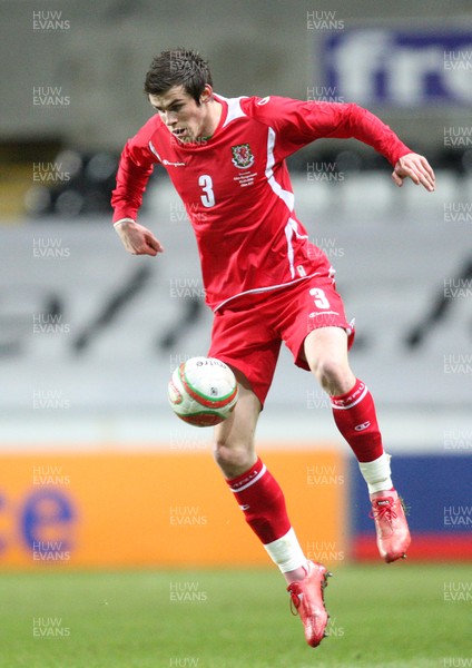 03.03.10 ... Wales v Sweden, Friendly International, Swansea -  Wales' Gareth Bale     