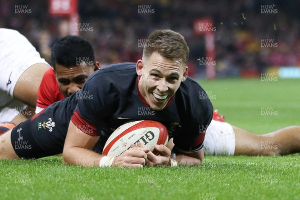 171118 - Wales v Tonga, Under Armour Series 2018 - Liam Williams of Wales powers over to score try