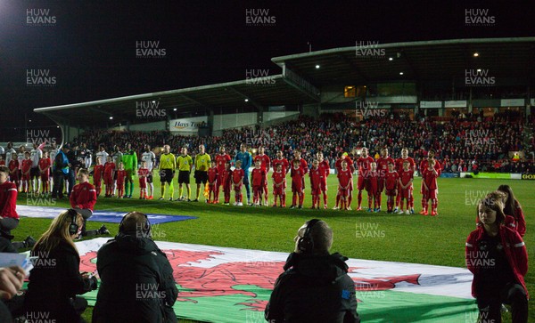 200319 - Wales v Trinidad and Tobago, International Challenge Match - The Wales team line up at the start of the match